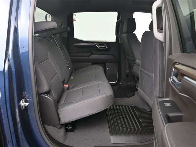 Used 2023 Chevrolet Silverado 1500 LT image 11