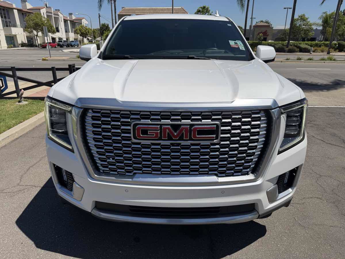 Used 2023 GMC Yukon Denali AWD/4WD image 11