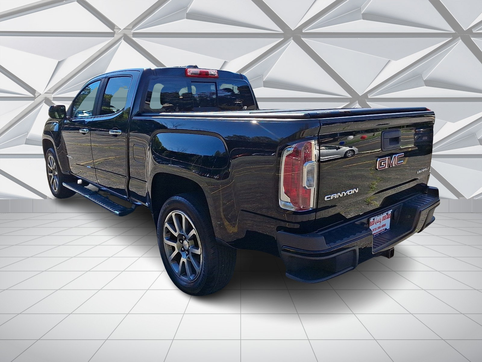 Used 2018 GMC Canyon Denali AWD/4WD image 7