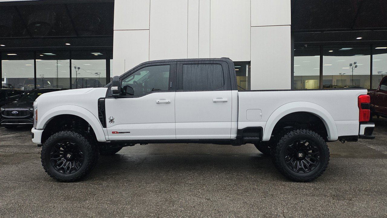 New 2026 Ford F250 Lariat w/ Black Appearance Package image 3