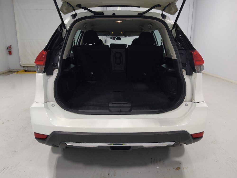 Used 2017 Nissan Rogue S AWD/4WD image 29
