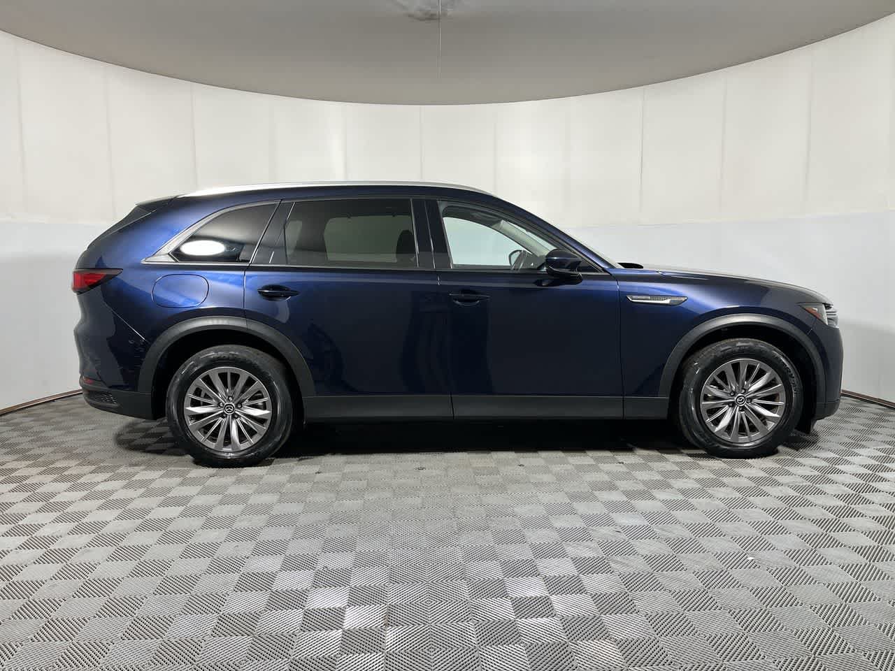 Used 2024 MAZDA CX-90 Plug-In Hybrid w/ Preferred AWD/4WD image 9