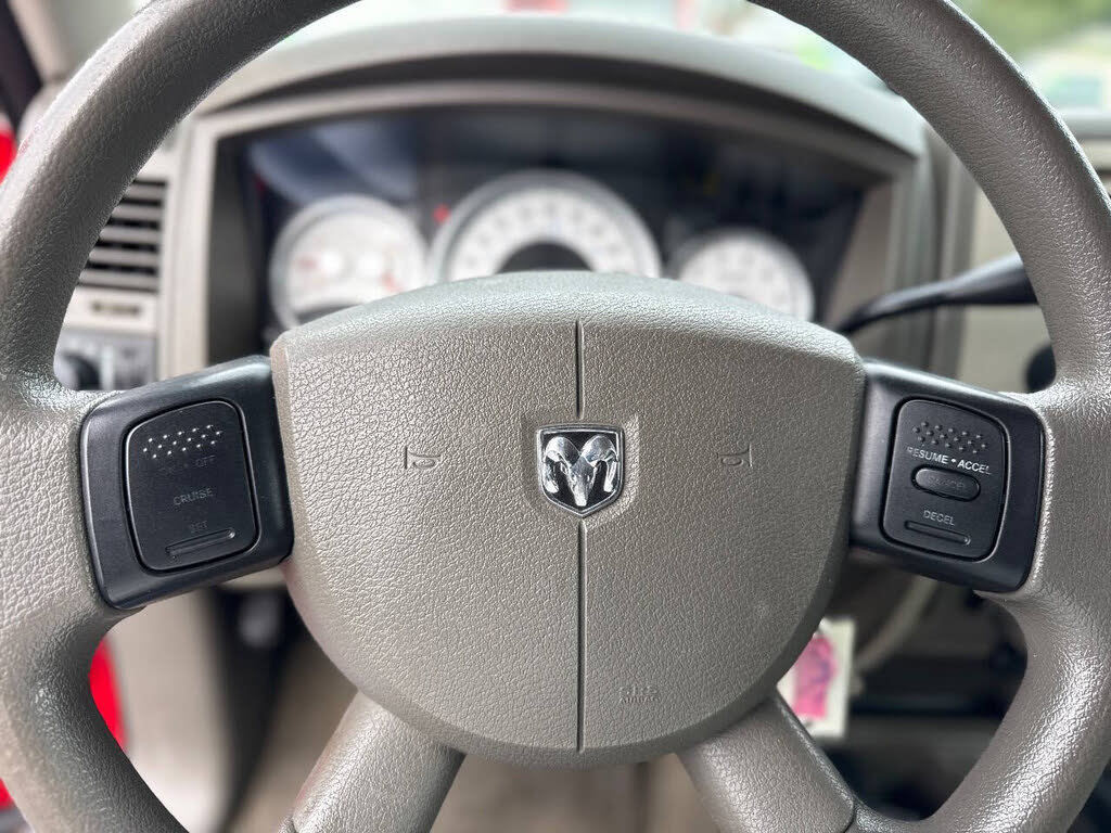 Used 2005 Dodge Dakota SLT w/ Trailer Tow Group image 31