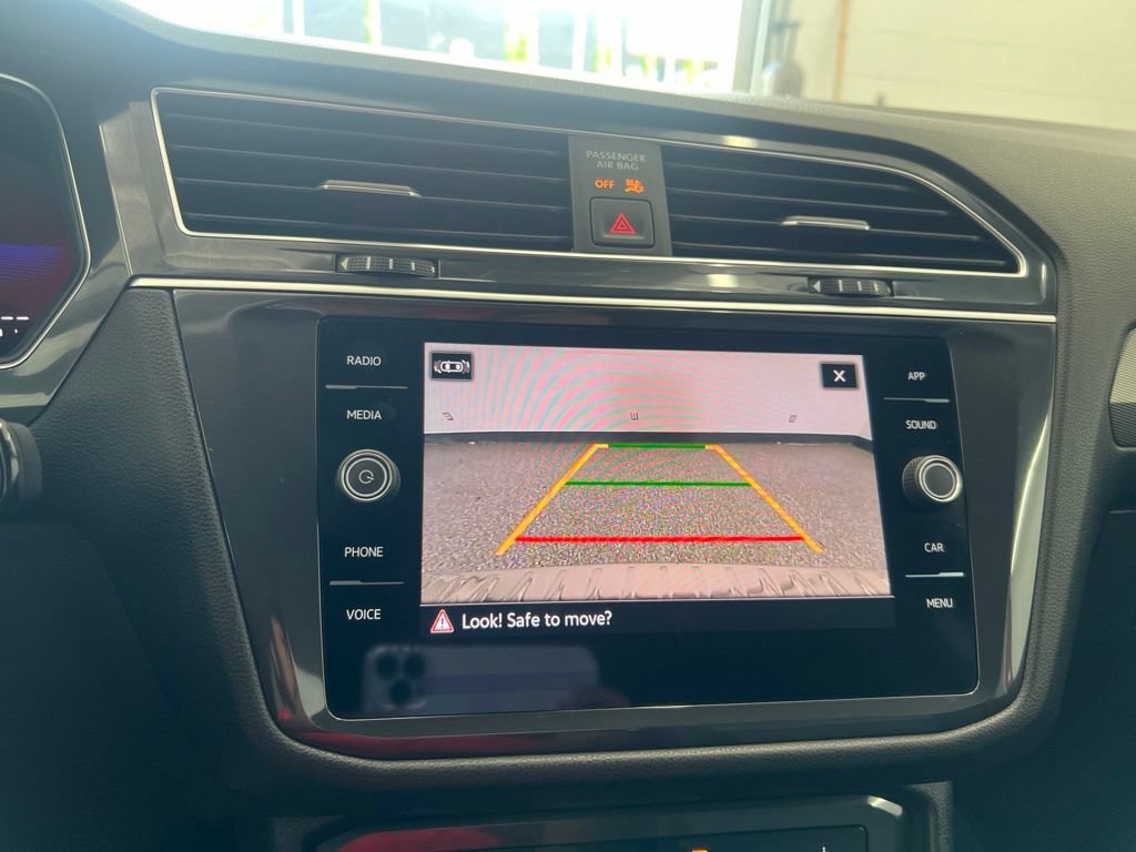 Certified 2024 Volkswagen Tiguan SE AWD/4WD image 22