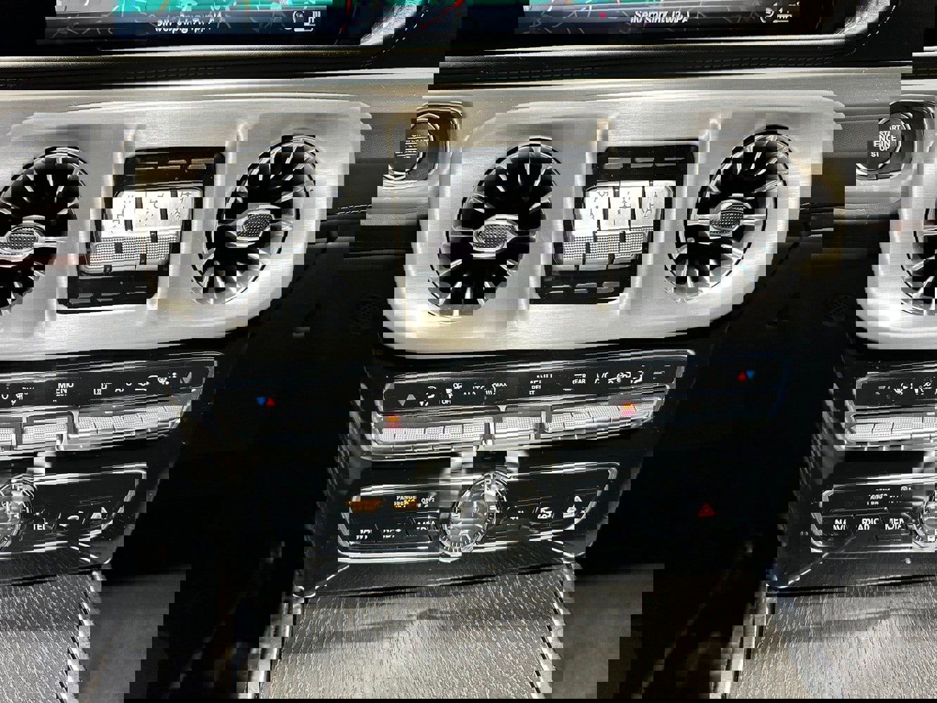 Certified 2024 Mercedes-Benz G 550 image 26