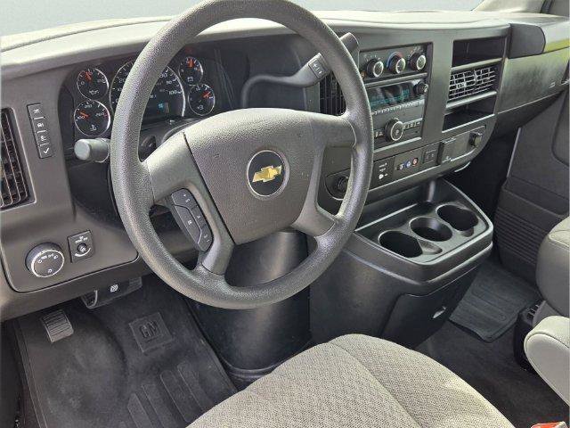 Certified 2025 Chevrolet Express 3500 LT w/ LT Preferred Equipment Group RWD image 11