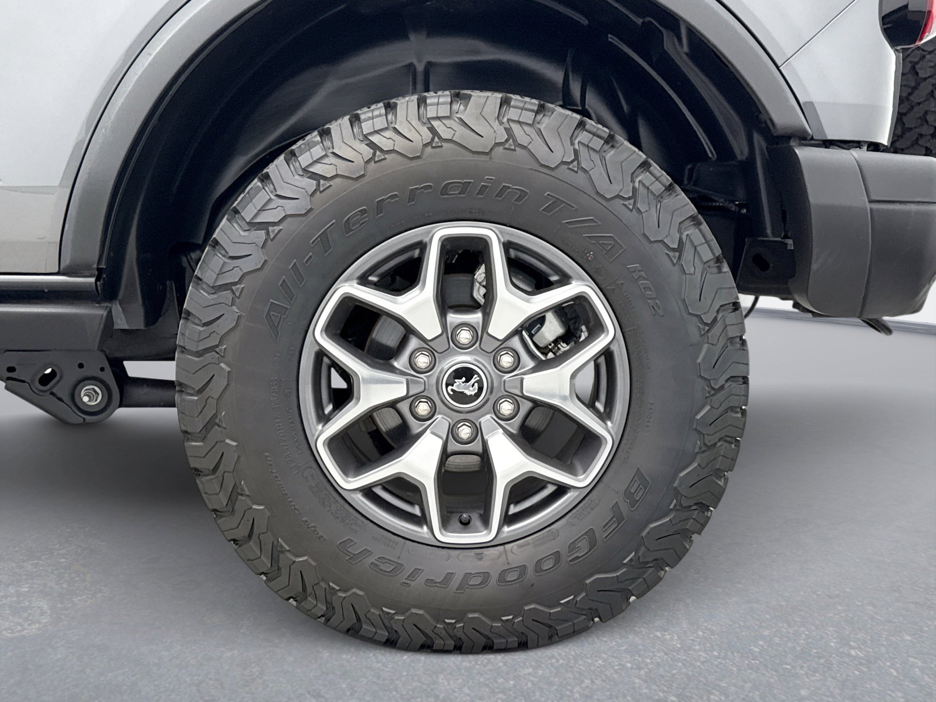 Used 2024 Ford Bronco Badlands image 26