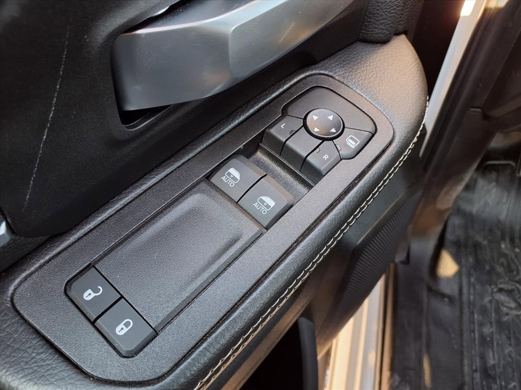 Used 2025 RAM 5500 Tradesman image 12