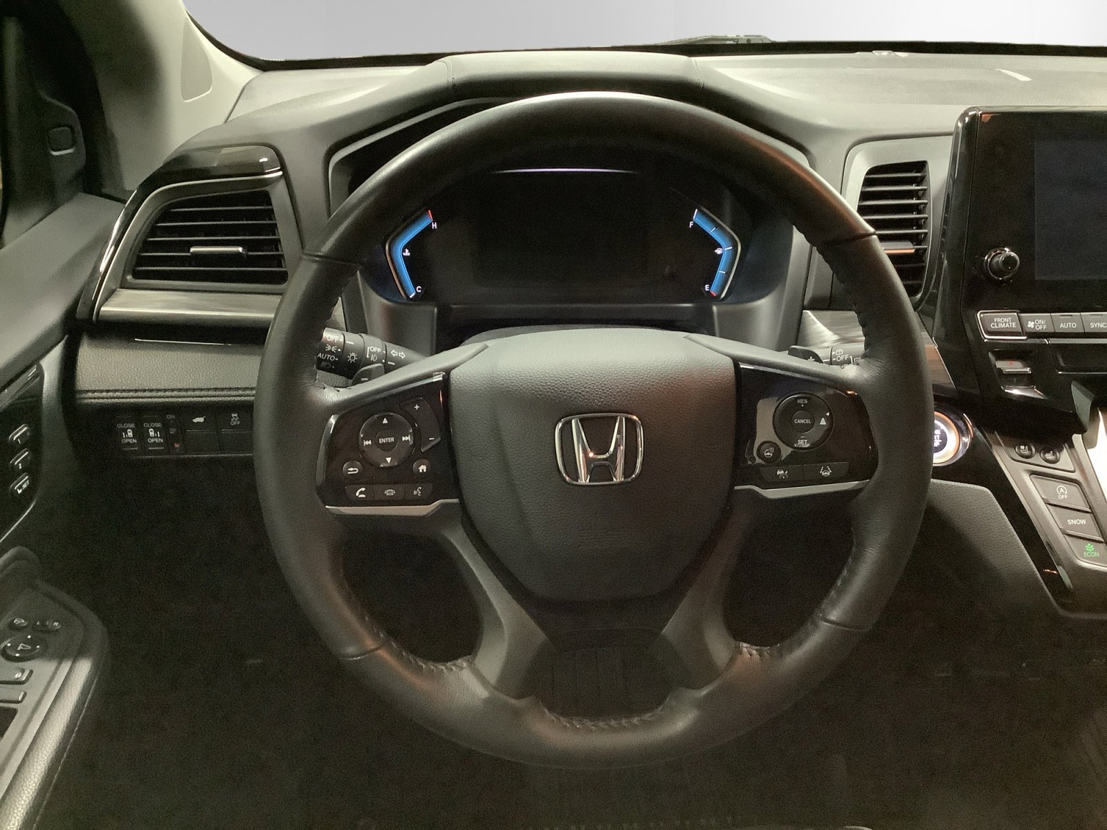 Used 2024 Honda Odyssey Elite image 12