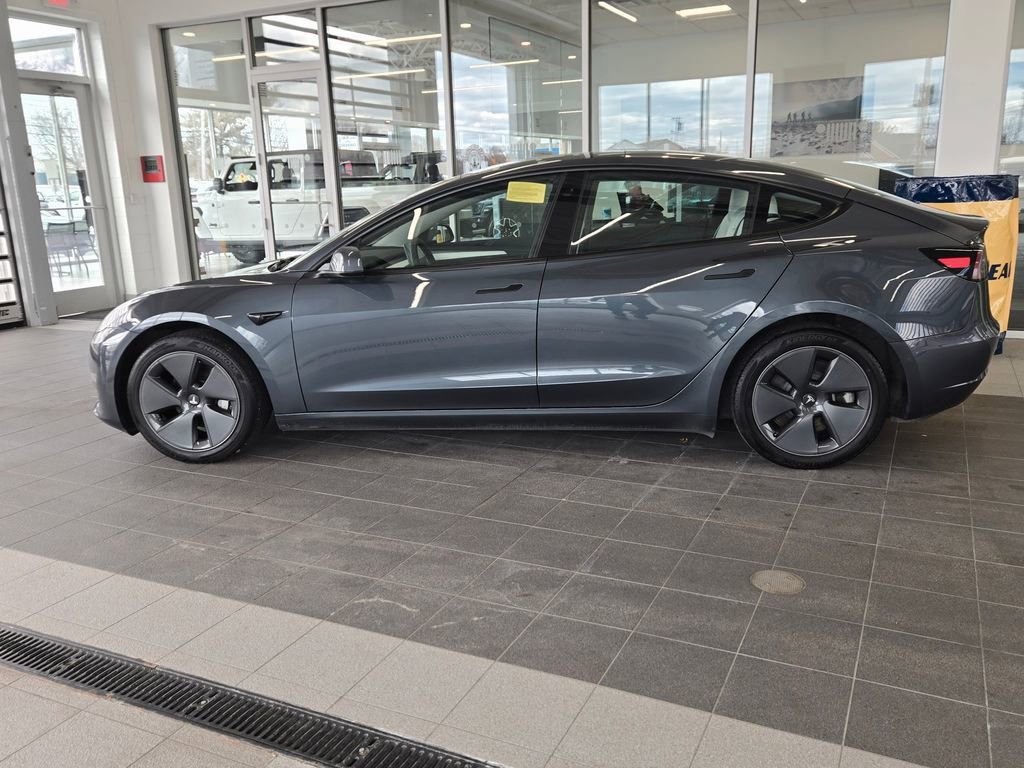 Used 2022 Tesla Model 3 Long Range image 9