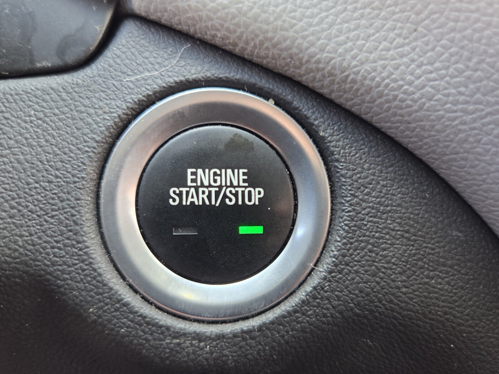 Certified 2024 Chevrolet Equinox LS FWD image 30