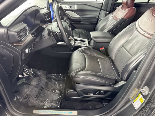 Used 2020 Ford Explorer Platinum w/ Premium Technology Package AWD/4WD image 4