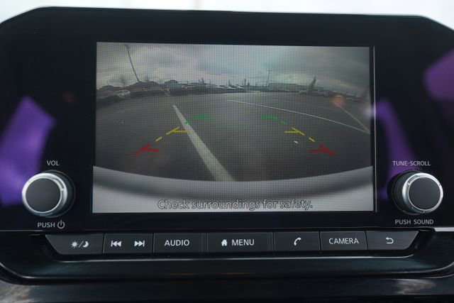 Used 2023 Nissan Pathfinder SV image 28