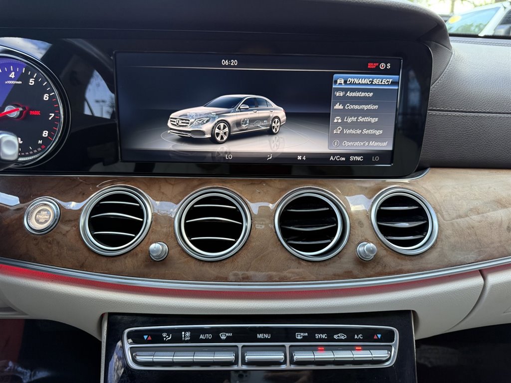 Used 2017 Mercedes-Benz E 300 4MATIC image 25