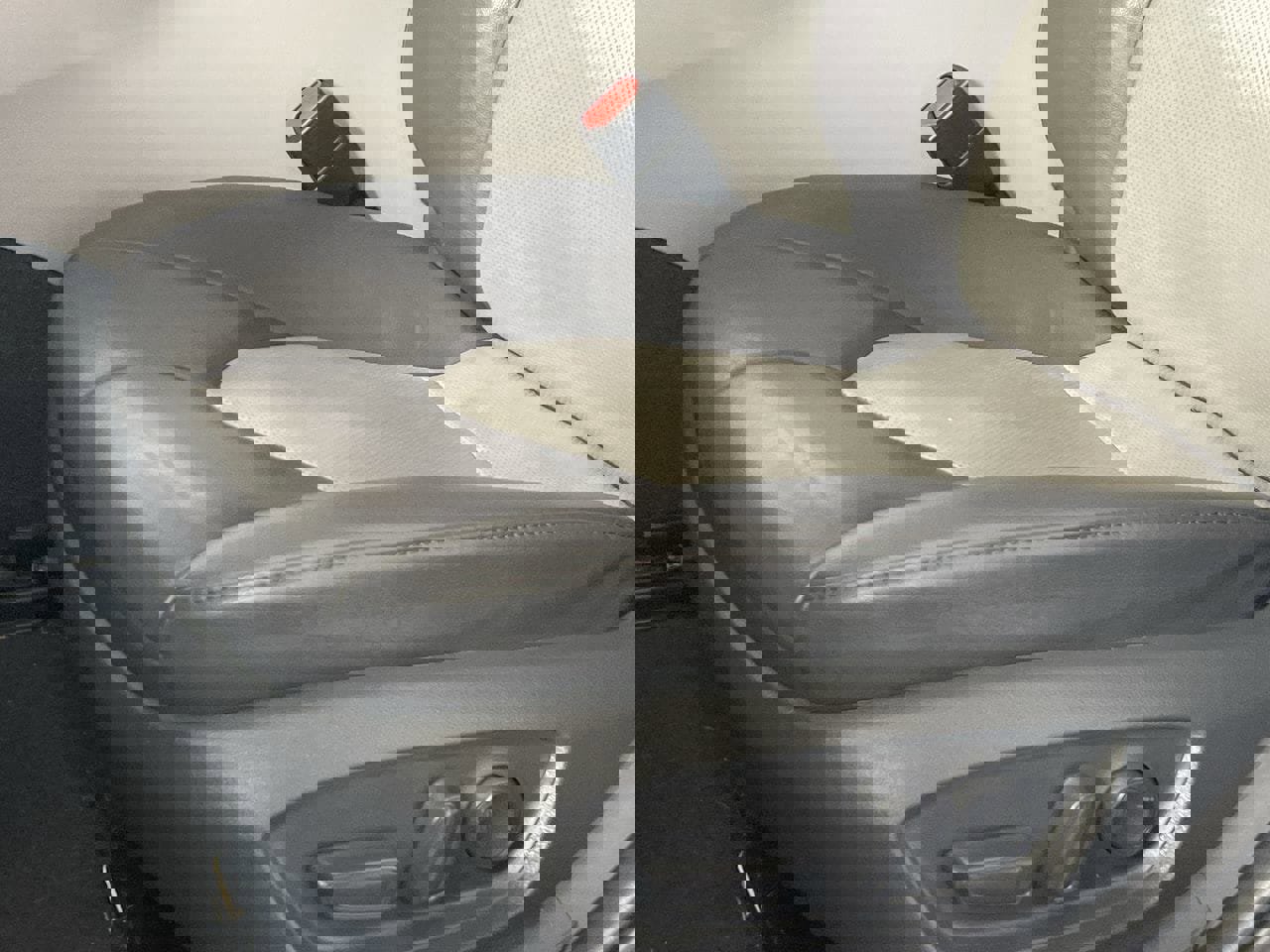 Used 2020 Toyota Camry XLE w/ Protection Package (Q2) image 19