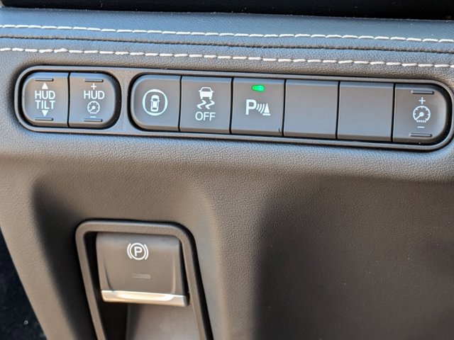 Used 2023 Acura MDX SH-AWD w/ Advance Package image 11