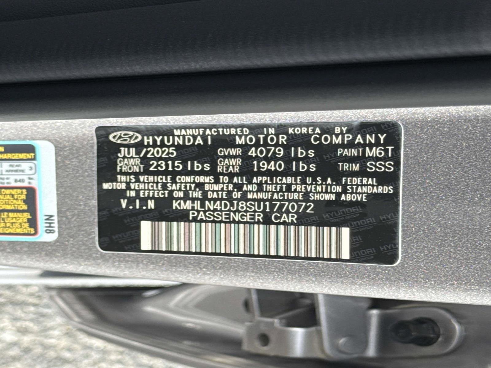 New 2025 Hyundai Elantra Limited image 19