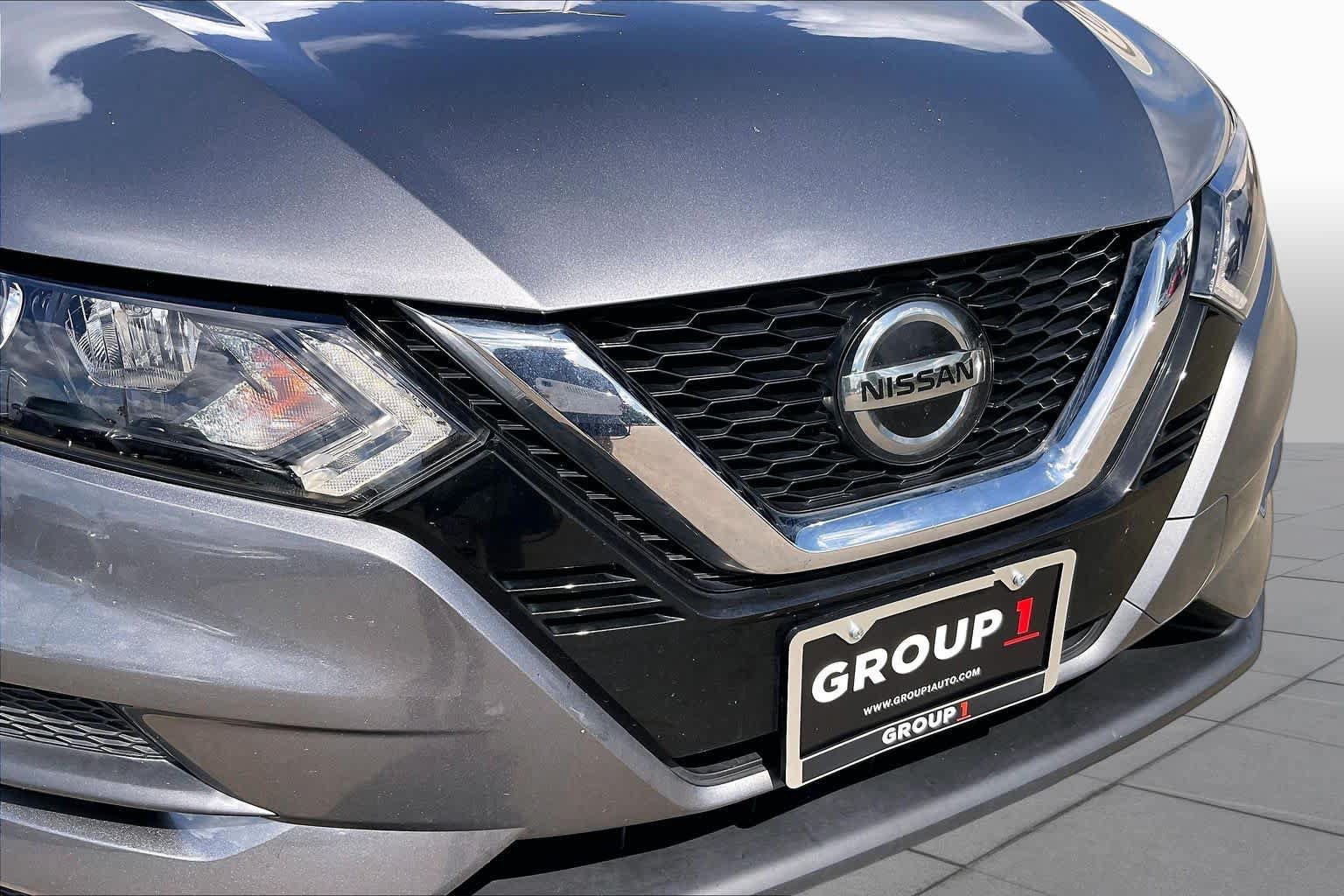 Used 2020 Nissan Rogue Sport SV FWD image 28