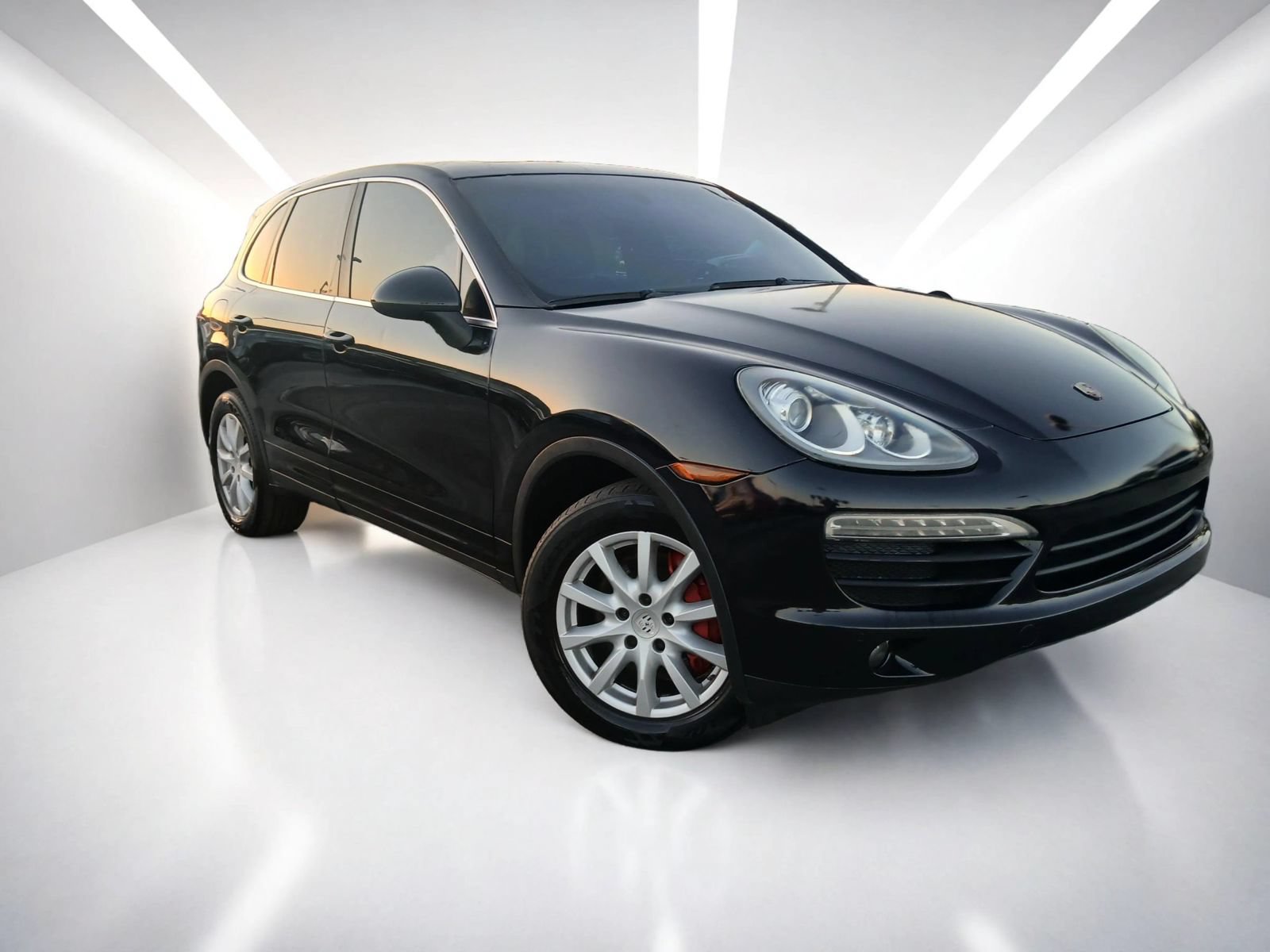 Used 2011 Porsche Cayenne AWD/4WD image 2