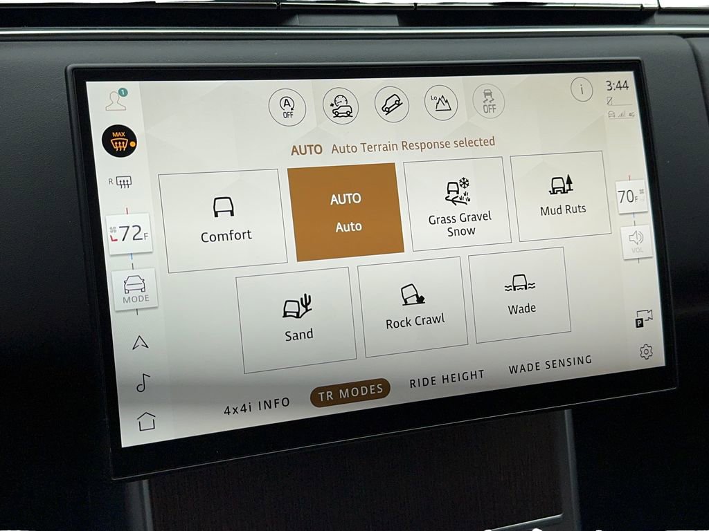 Used 2024 Land Rover Range Rover Long Wheelbase SE image 26