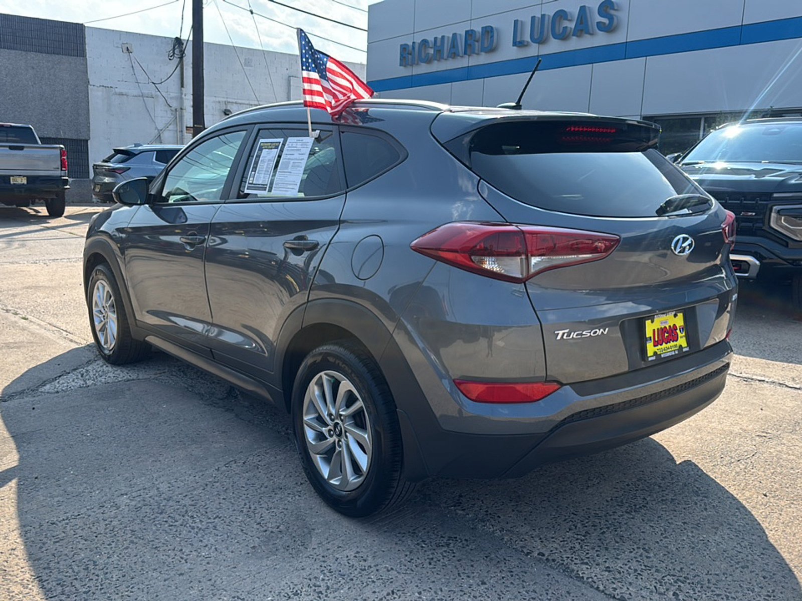 Used 2016 Hyundai Tucson SE w/ Option Group 02 AWD/4WD image 7