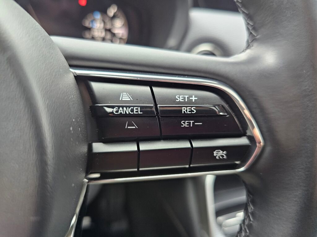 Certified 2024 MAZDA CX-90 Plug-In Hybrid w/ Preferred image 39