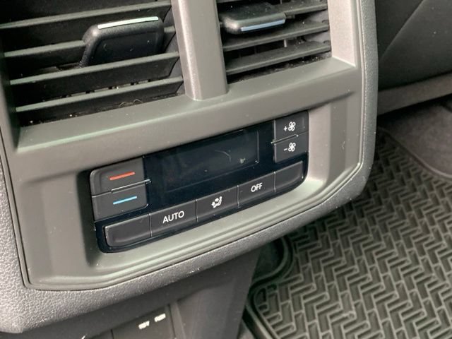 Used 2023 Volkswagen Atlas SE AWD/4WD image 16