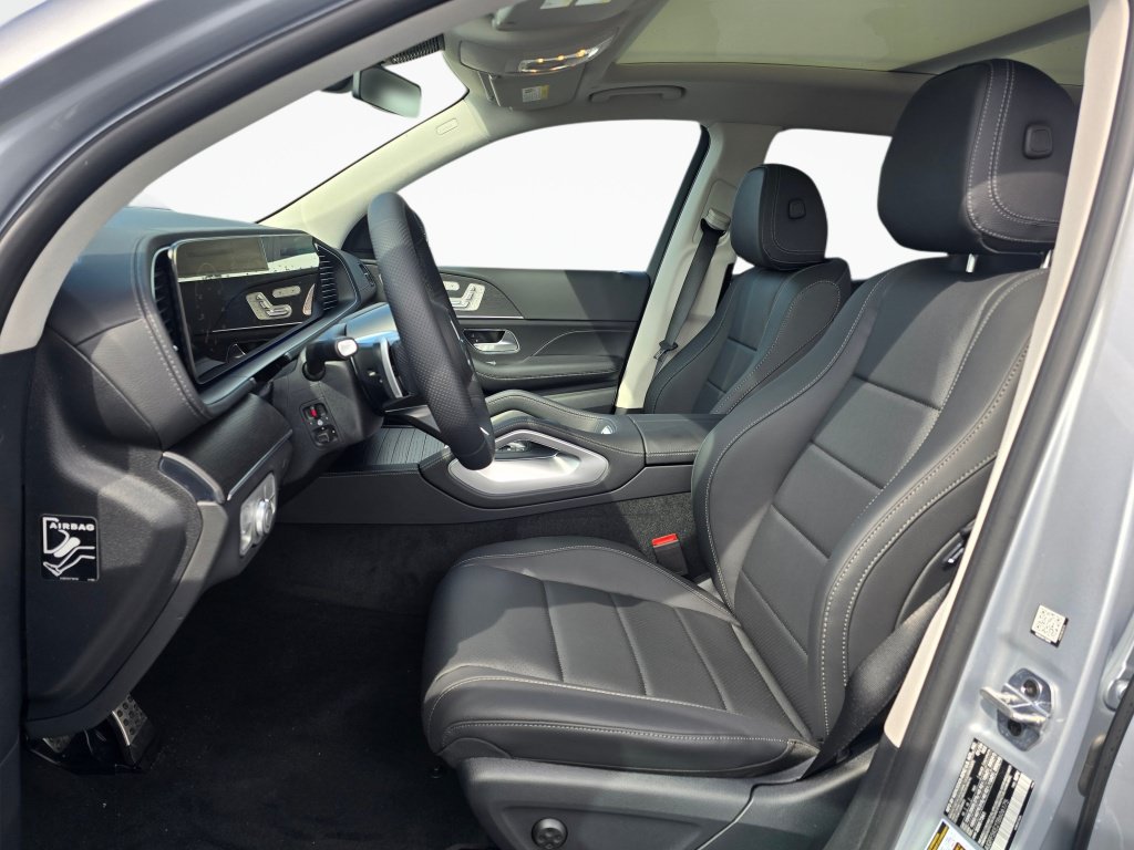 New 2026 Mercedes-Benz GLS 450 4MATIC image 12