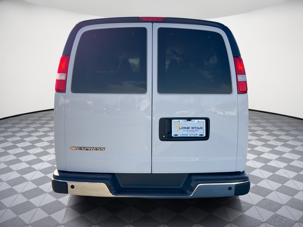 Certified 2025 Chevrolet Express 3500 LT w/ LT Preferred Equipment Group RWD image 11