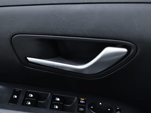 Used 2025 Hyundai Santa Cruz SEL FWD image 15