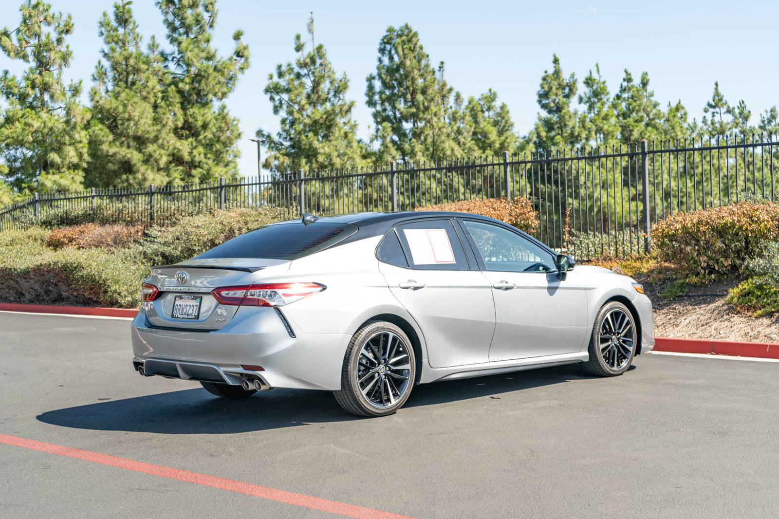 Certified 2020 Toyota Camry XSE FWD image 9