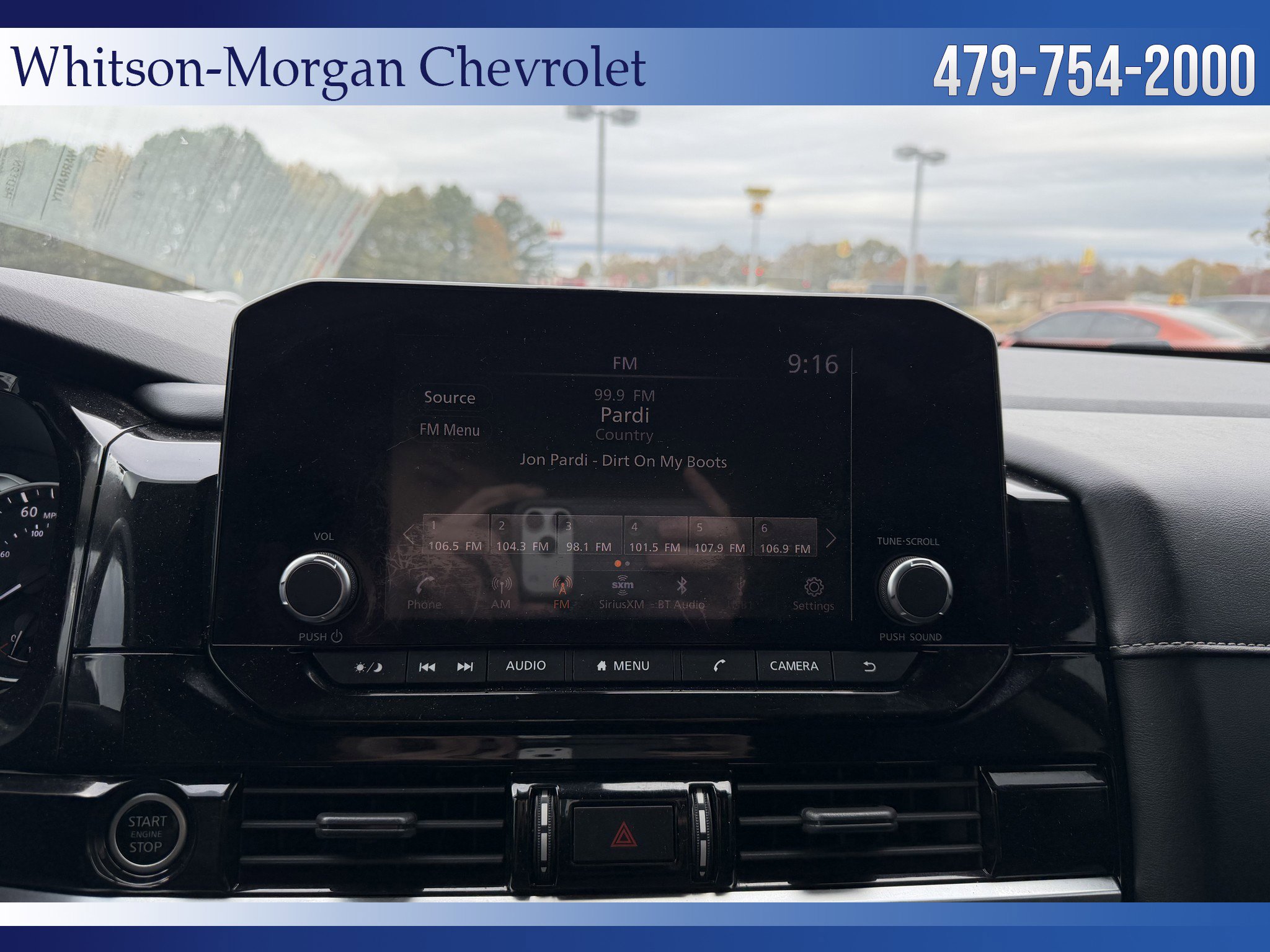 Used 2022 Nissan Pathfinder SV image 24