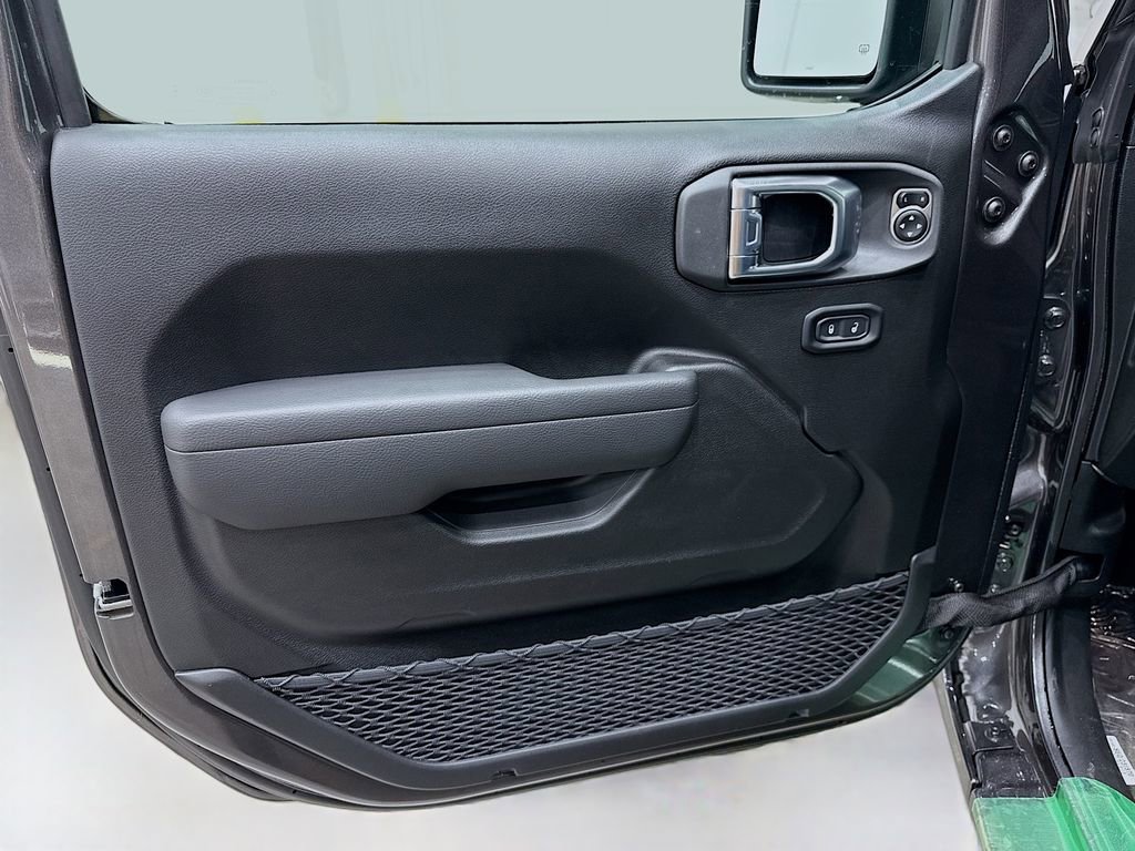 New 2026 Jeep Gladiator Sport AWD/4WD image 16