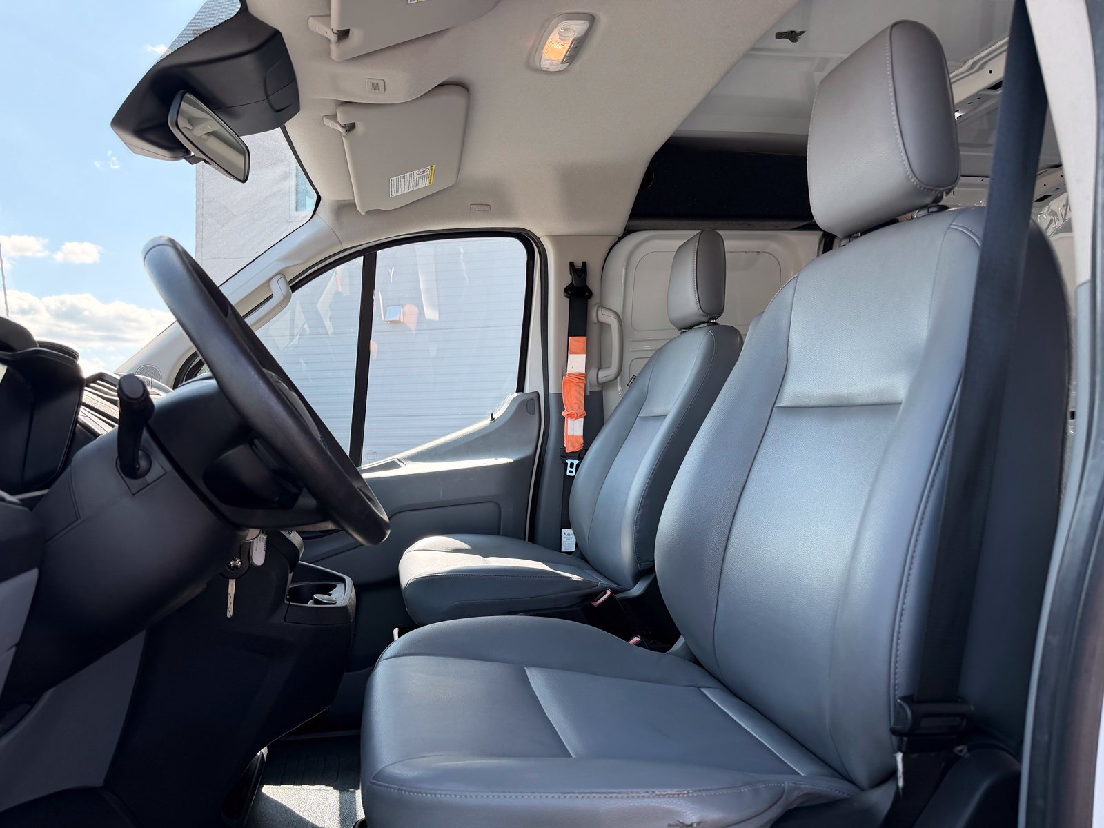 Used 2018 Ford Transit 150 130 Low Roof RWD image 12