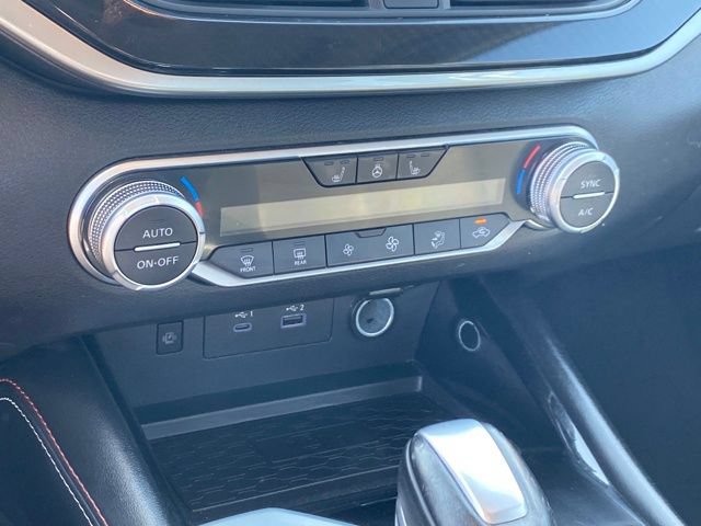 Used 2023 Nissan Altima 2.5 SR AWD/4WD image 13