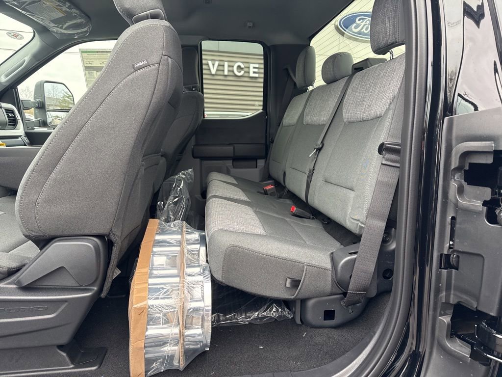 New 2026 Ford F250 XLT w/ FX4 Off-Road Package image 22