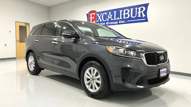 Used 2019 Kia Sorento LX image 40