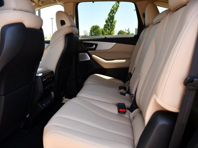 Used 2026 Acura MDX SH-AWD w/ Technology Package image 23