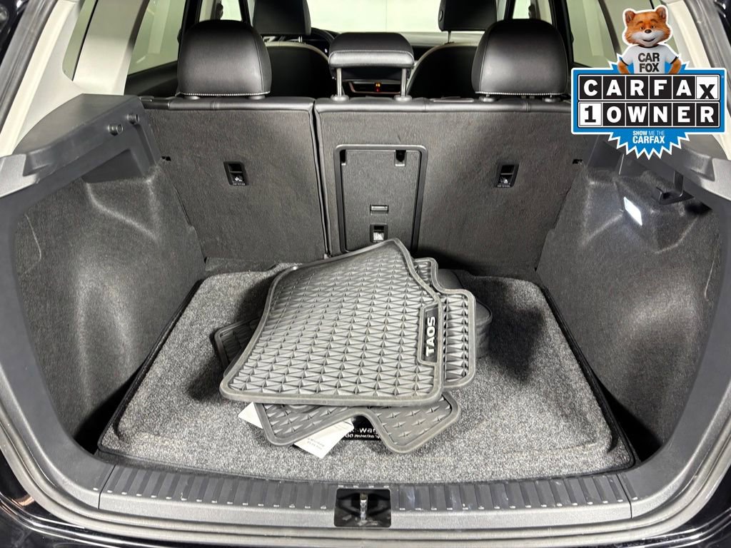 Used 2025 Volkswagen Taos SE AWD/4WD image 22