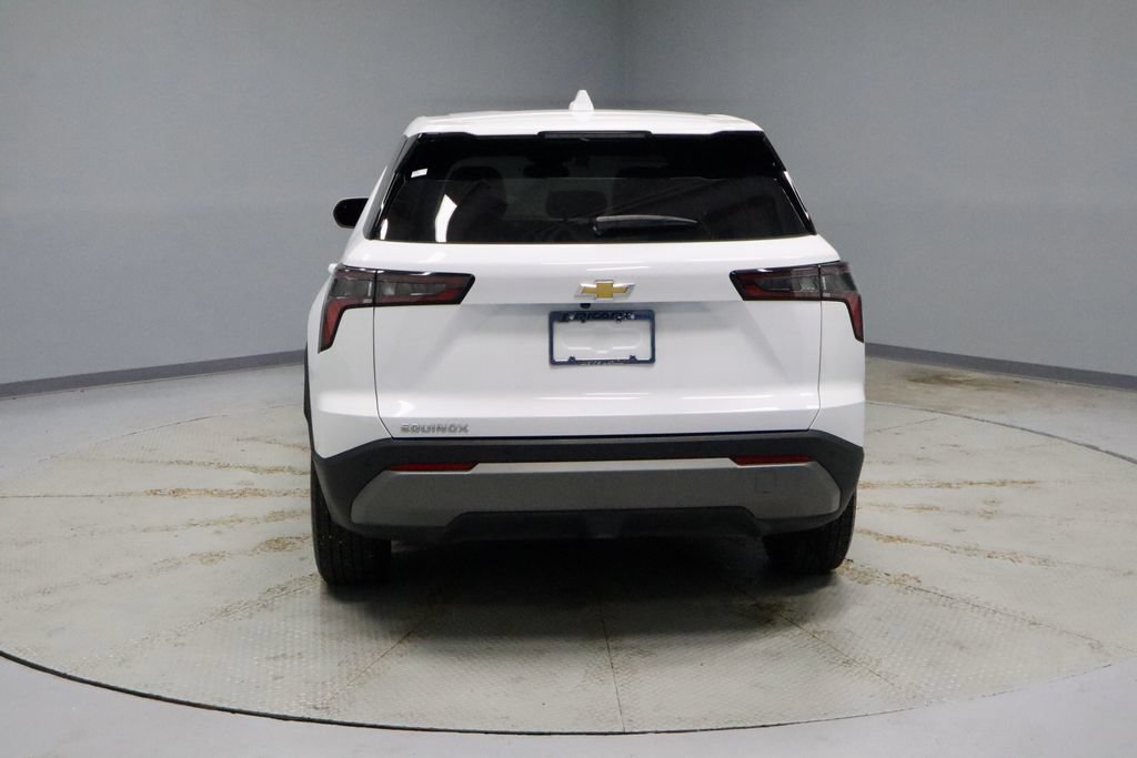 Used 2025 Chevrolet Equinox LT FWD image 9