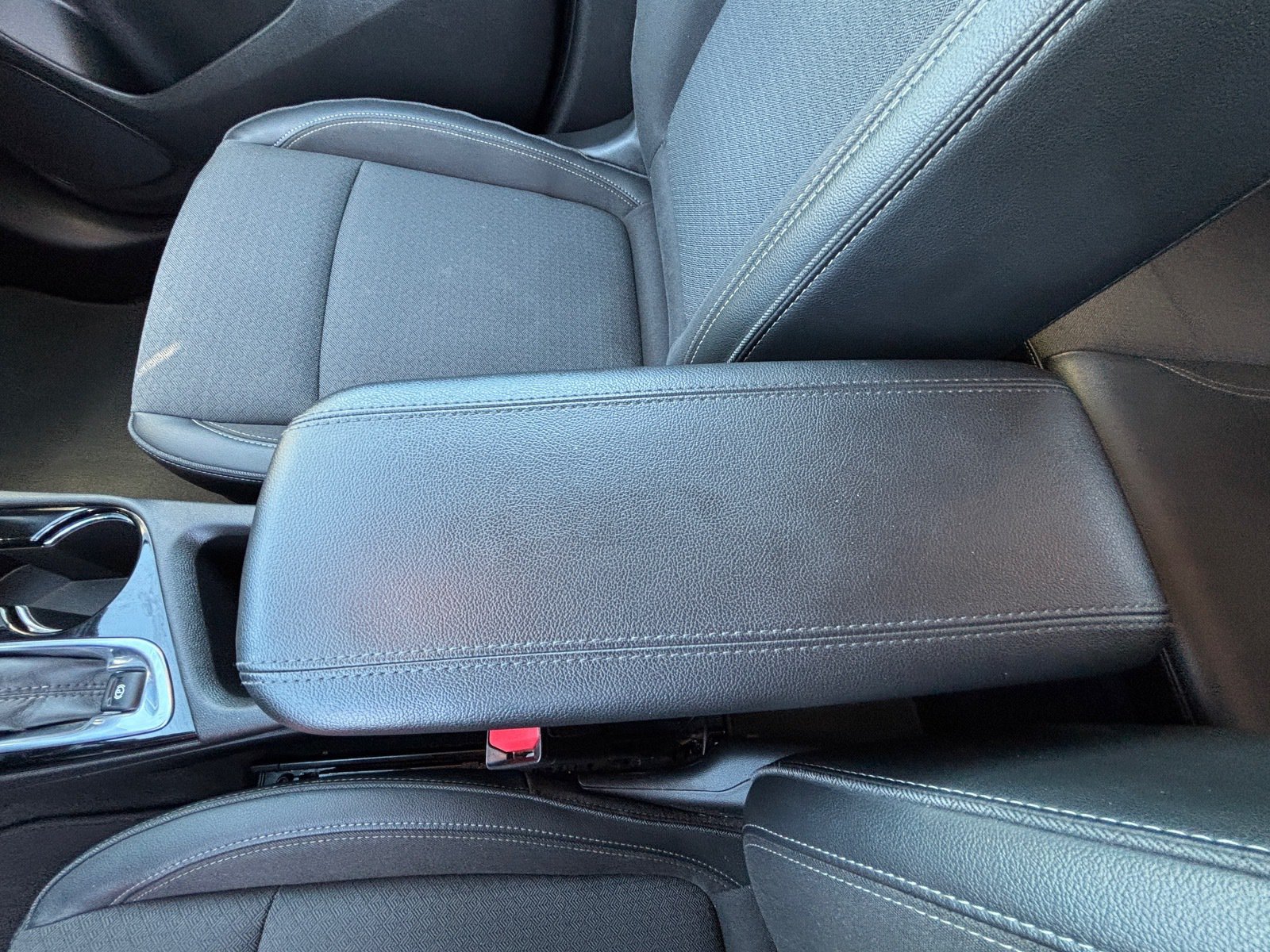 Used 2021 Buick Encore GX Select FWD image 16