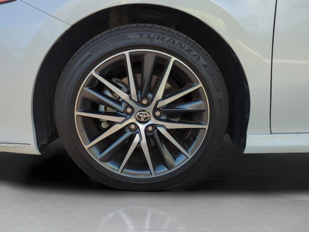 Used 2021 Toyota Camry XLE FWD image 25