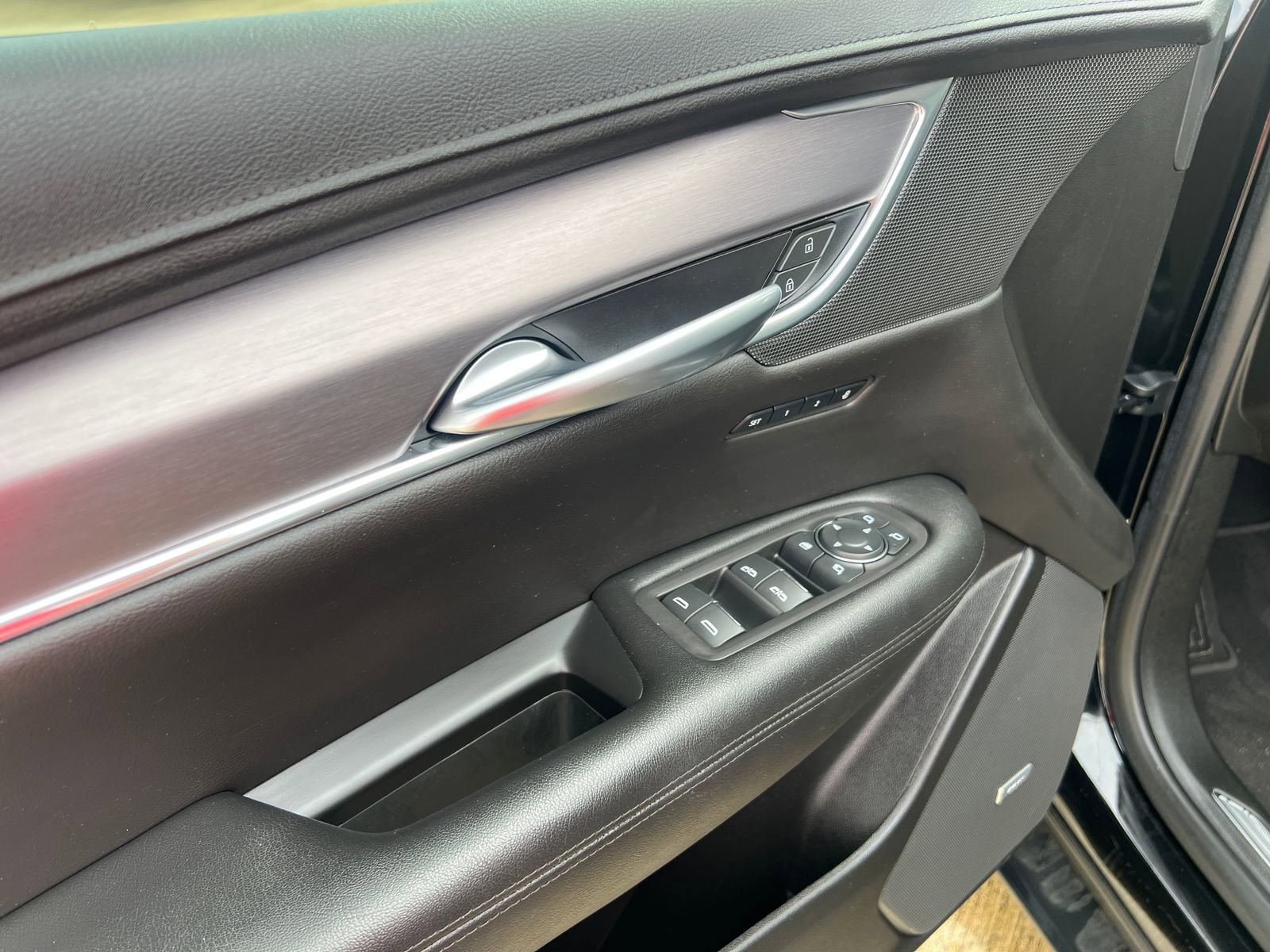 Used 2019 Cadillac XT5 Luxury FWD image 29