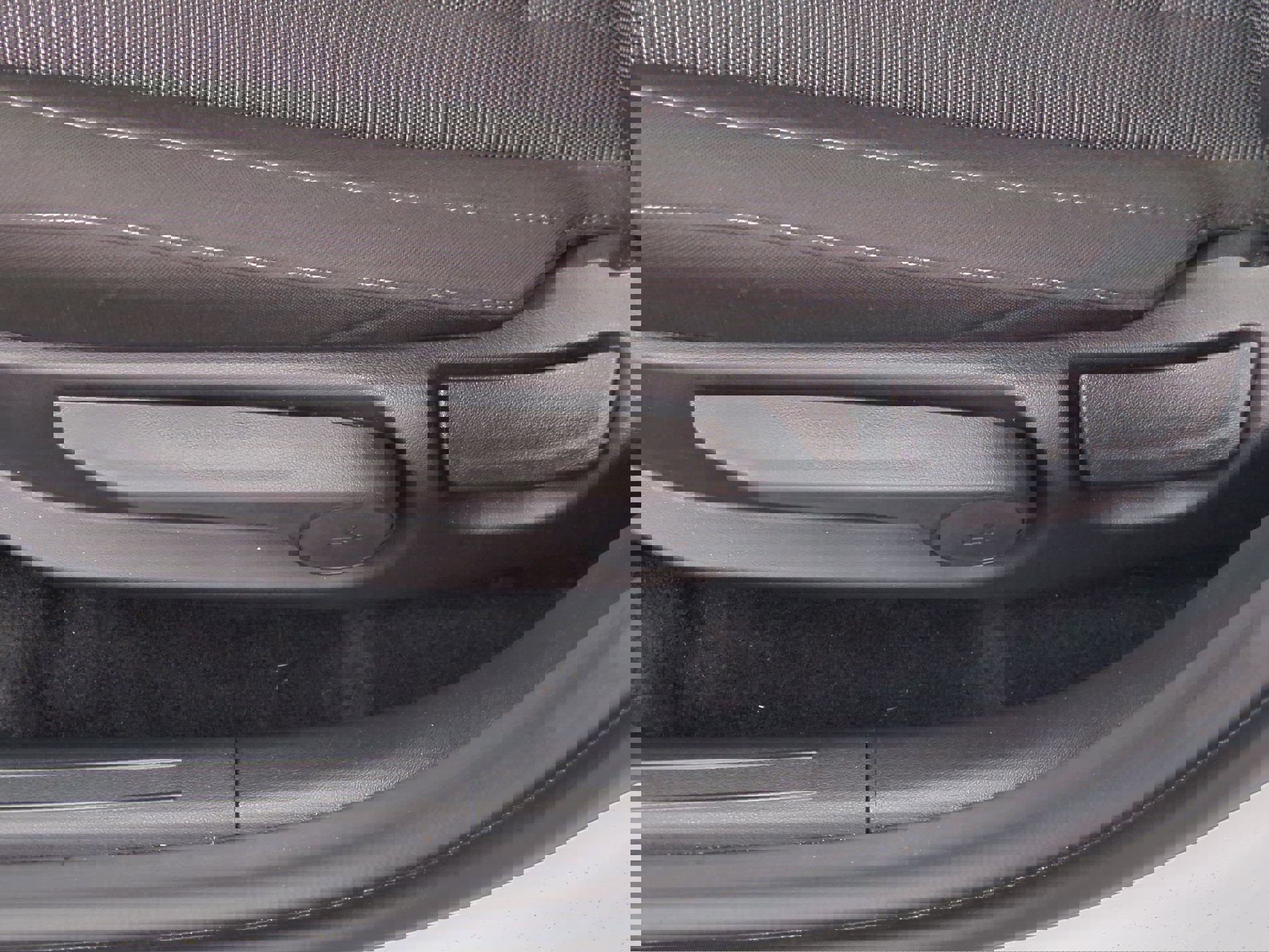 New 2025 Hyundai Elantra SE image 19