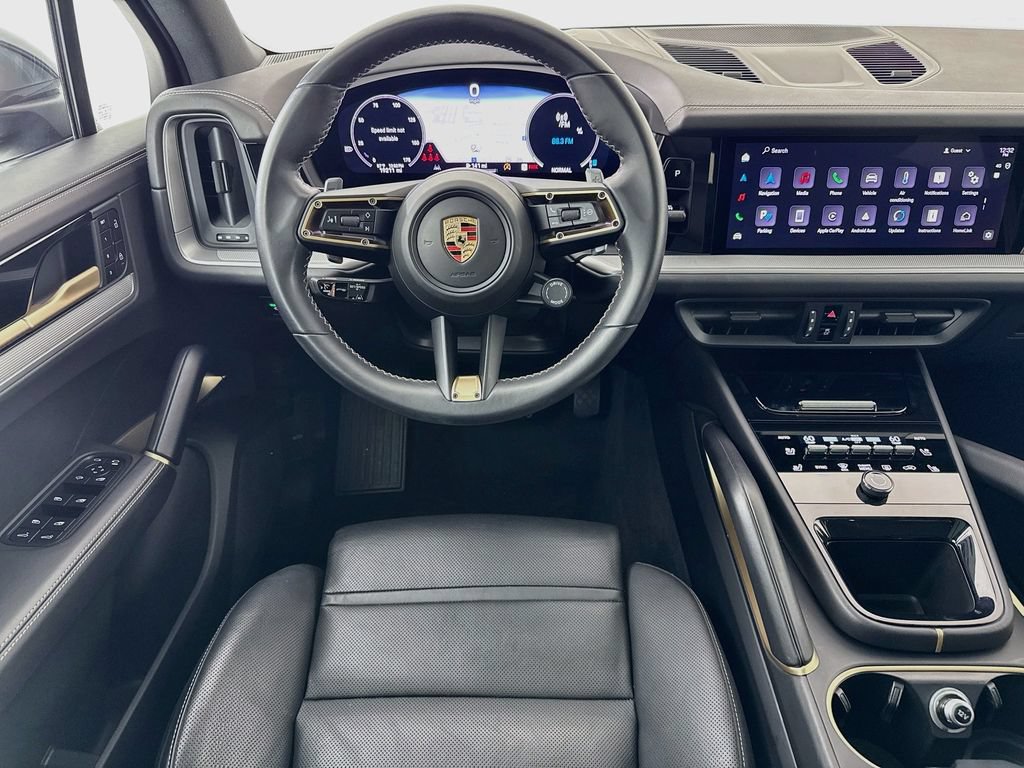 Certified 2024 Porsche Cayenne AWD/4WD image 24