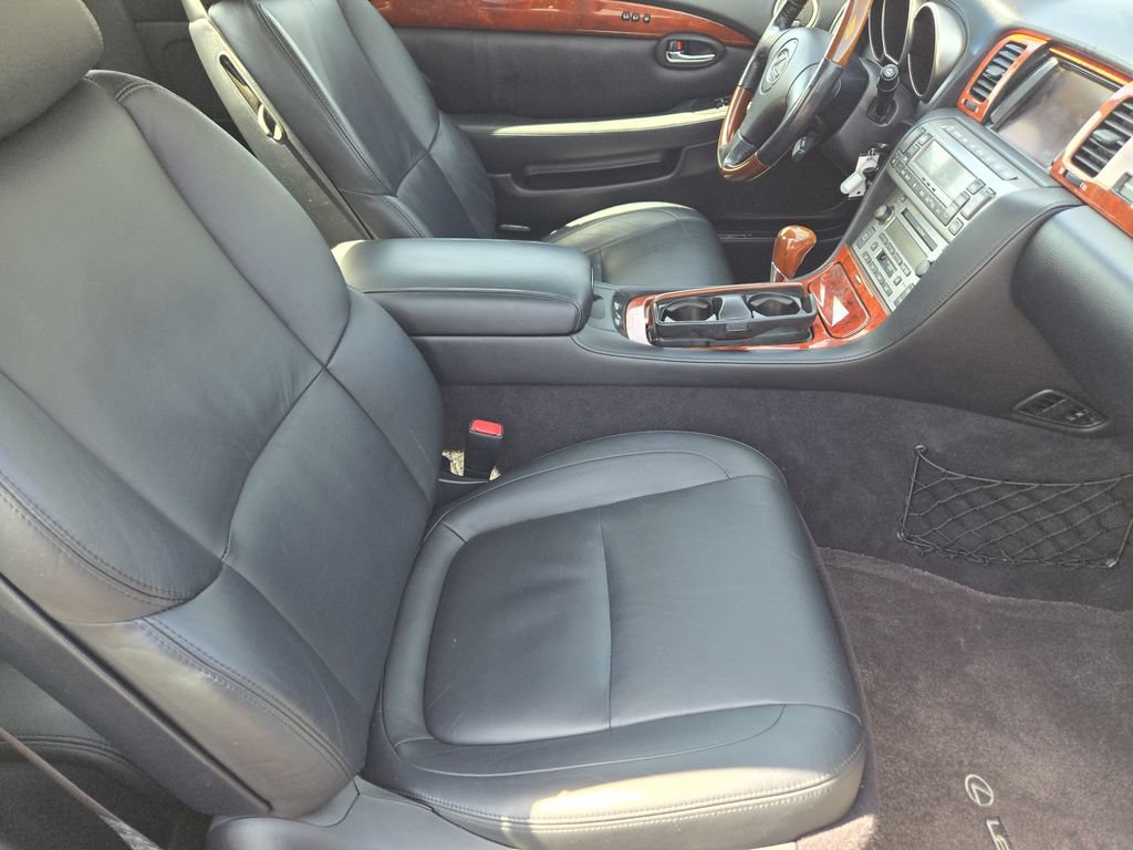 Used 2004 Lexus SC 430 Convertible w/ Preferred Accessory Pkg RWD image 14
