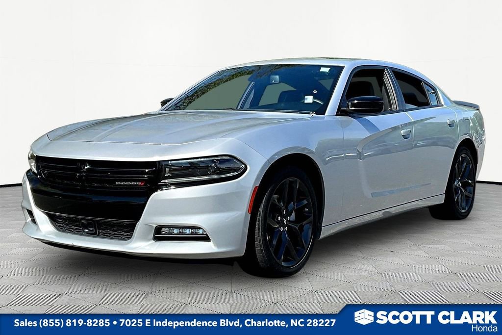 Used 2023 Dodge Charger SXT w/ Plus Group image 3