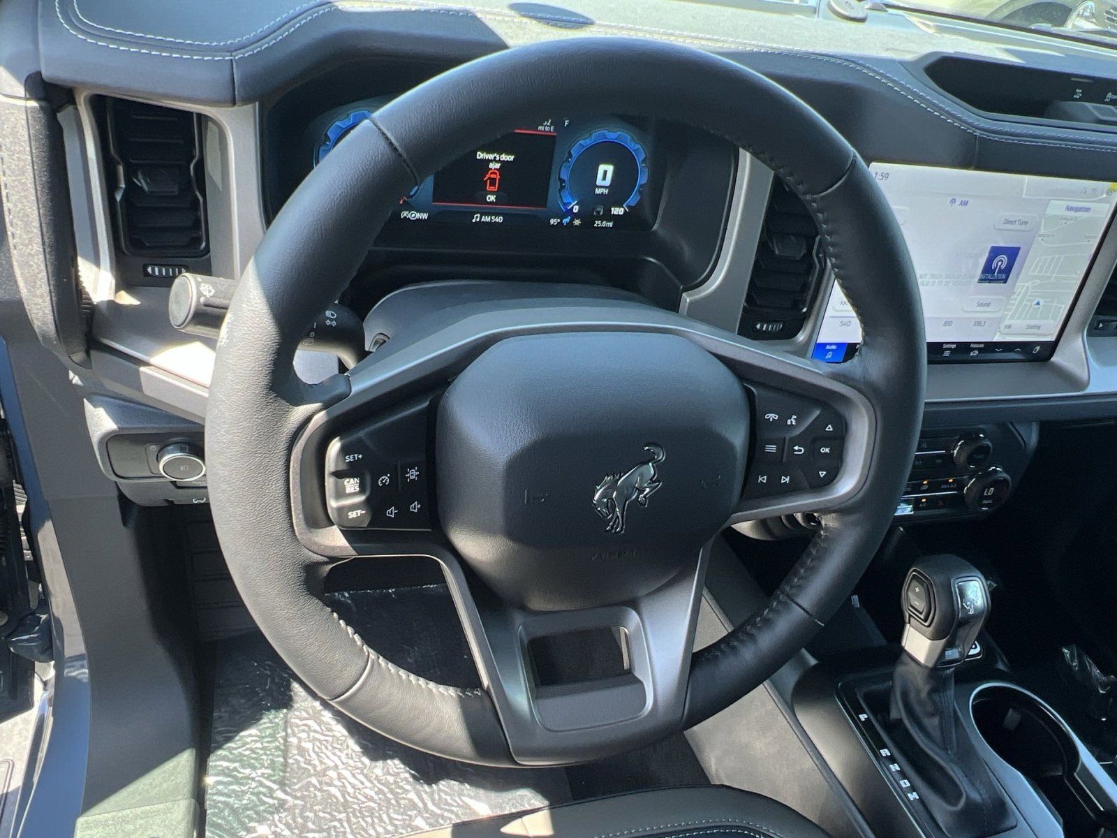 New 2025 Ford Bronco Outer Banks image 16