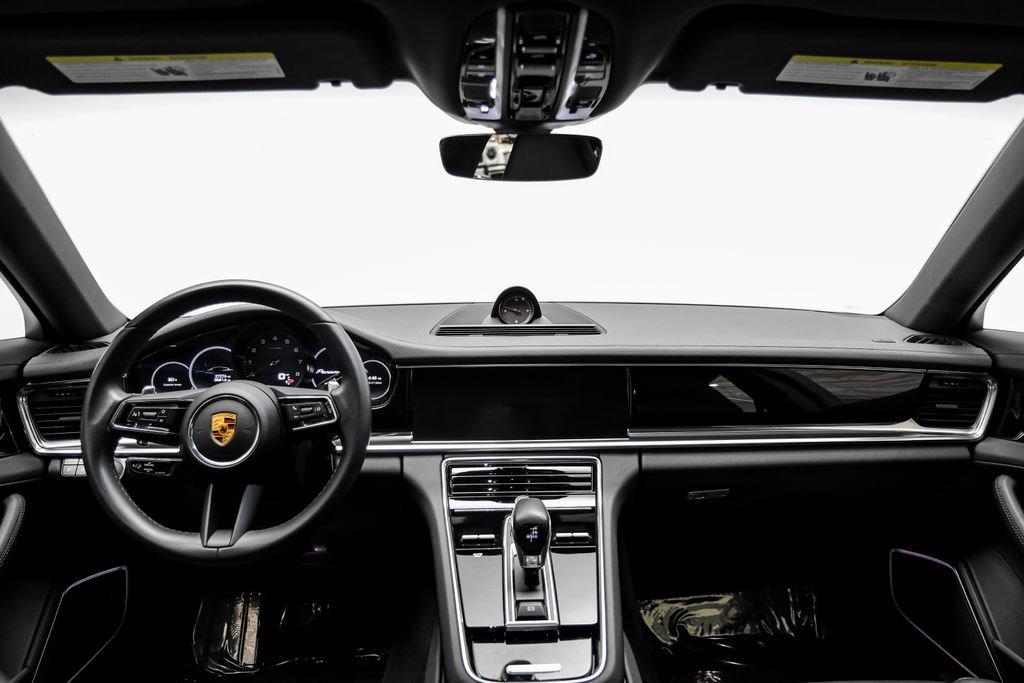 Used 2022 Porsche Panamera 4 AWD/4WD image 16