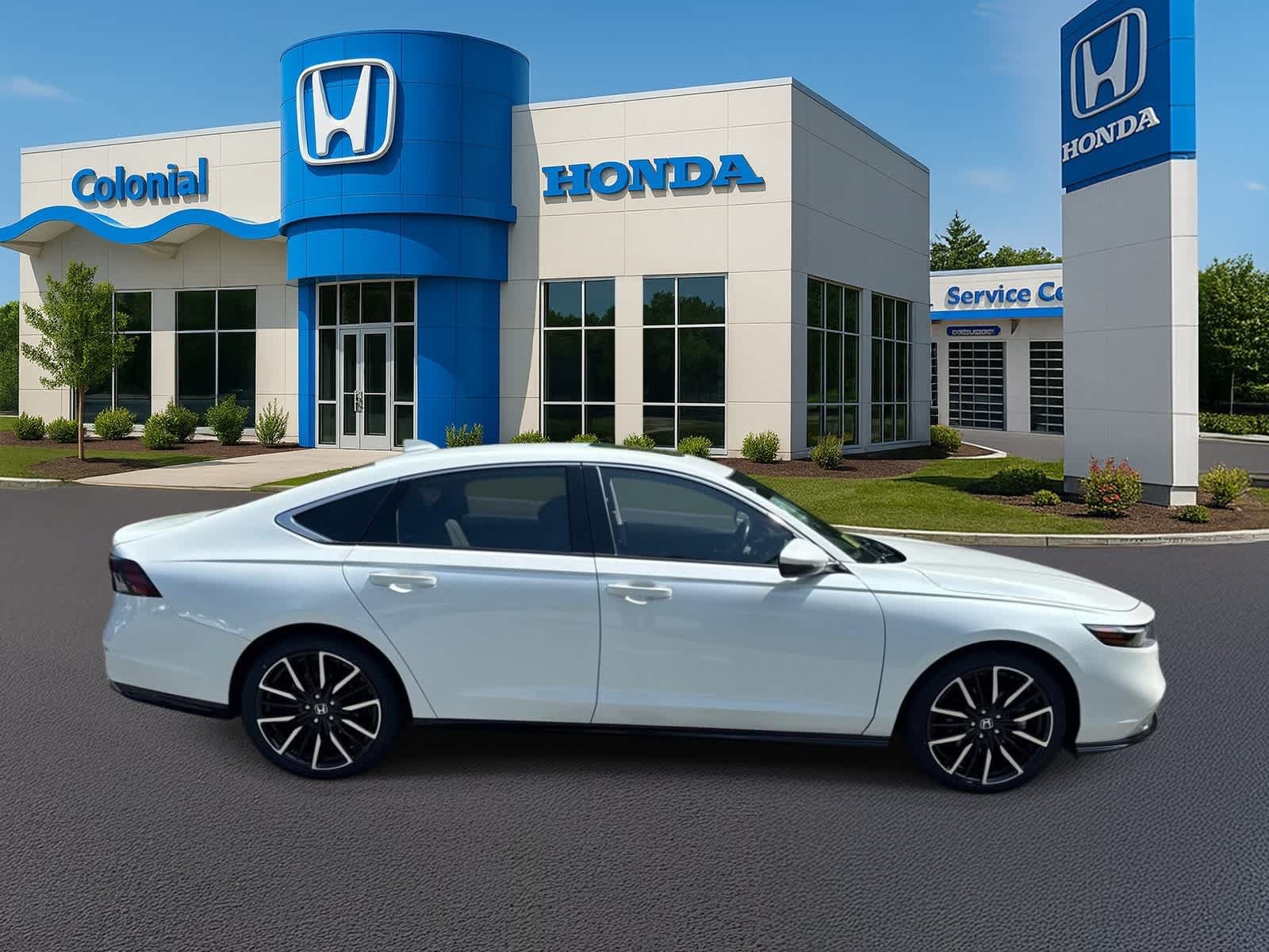 Used 2023 Honda Accord Touring image 8